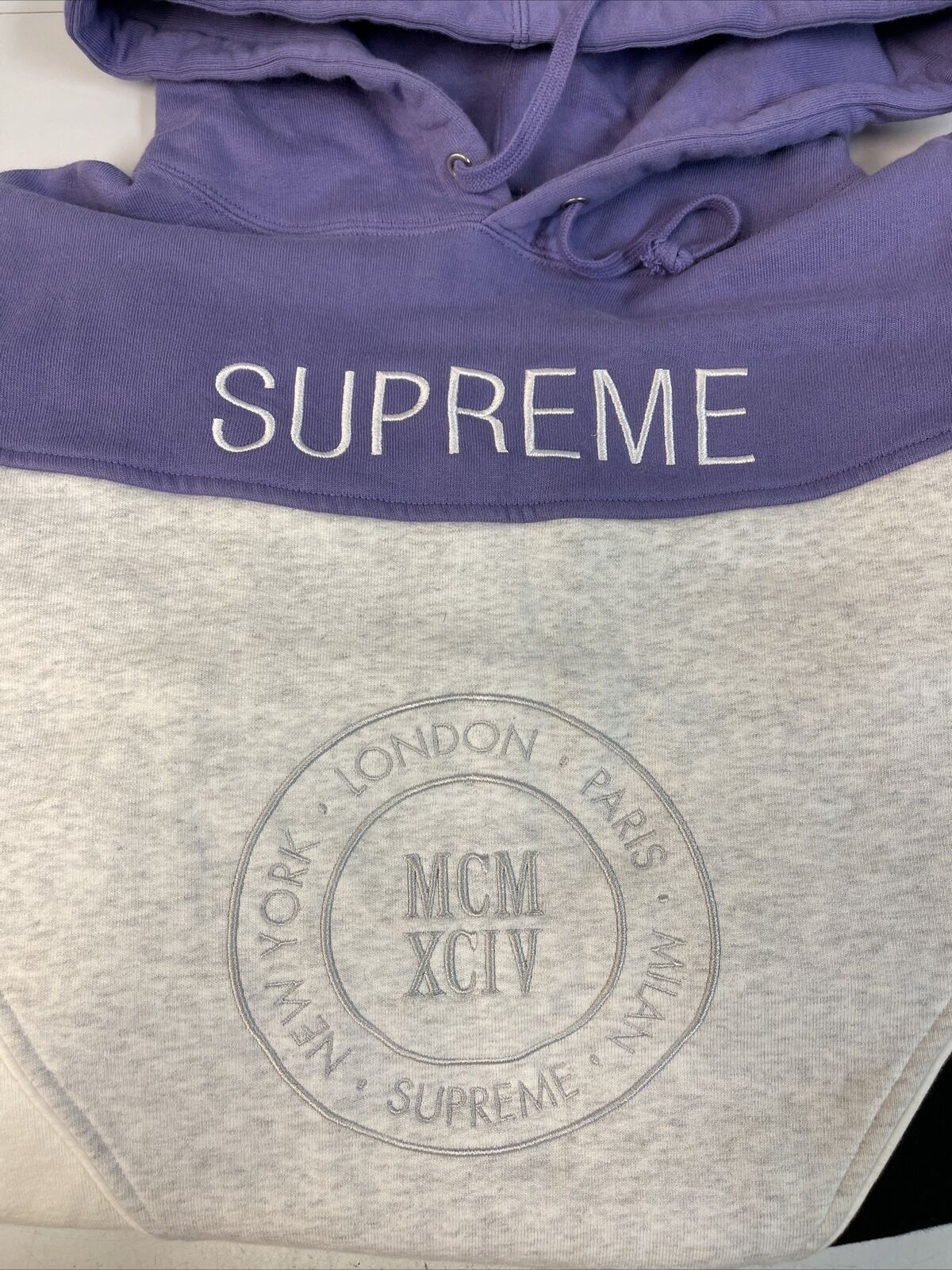 Supreme Milan Hooded Sweatshirt Light Violet SS20… - image 2