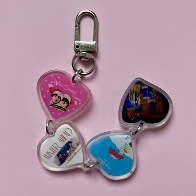 BTS Taehyung Christmas singles heart keyring. Winter Bear Snow Flower. V Bangtan