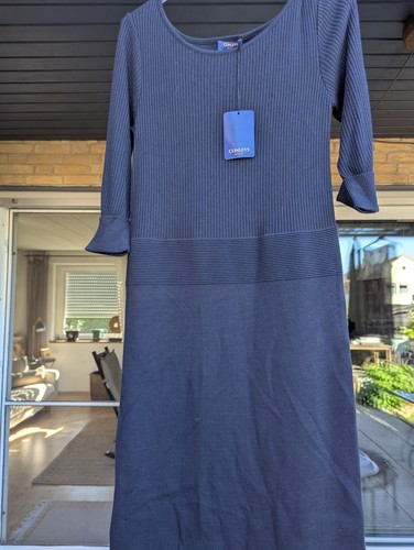 Conleys, dunkelblaues leichtes Strickkleid, neu, L