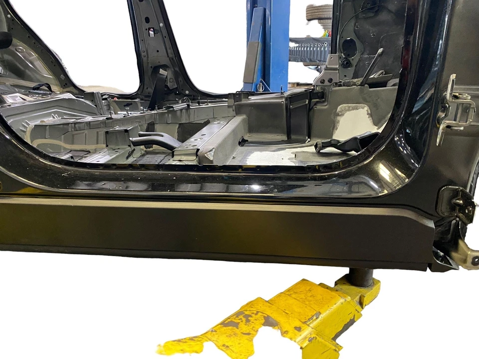 2022 - 2024 MITSUBISHI OUTLANDER OEM RIGHT ROCKER PANEL *STRUCTURE CUT* - Imagem 4 de 4