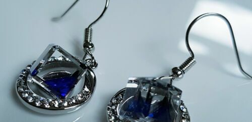 Boucles d'oreilles en or jaune 800 avec perles Akoya Boucles d'oreilles en or jaune 800 avec perles Akoya