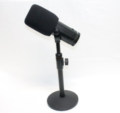 Samson Q9U XLR/USB Dynamic Broadcast Microphone with Stand