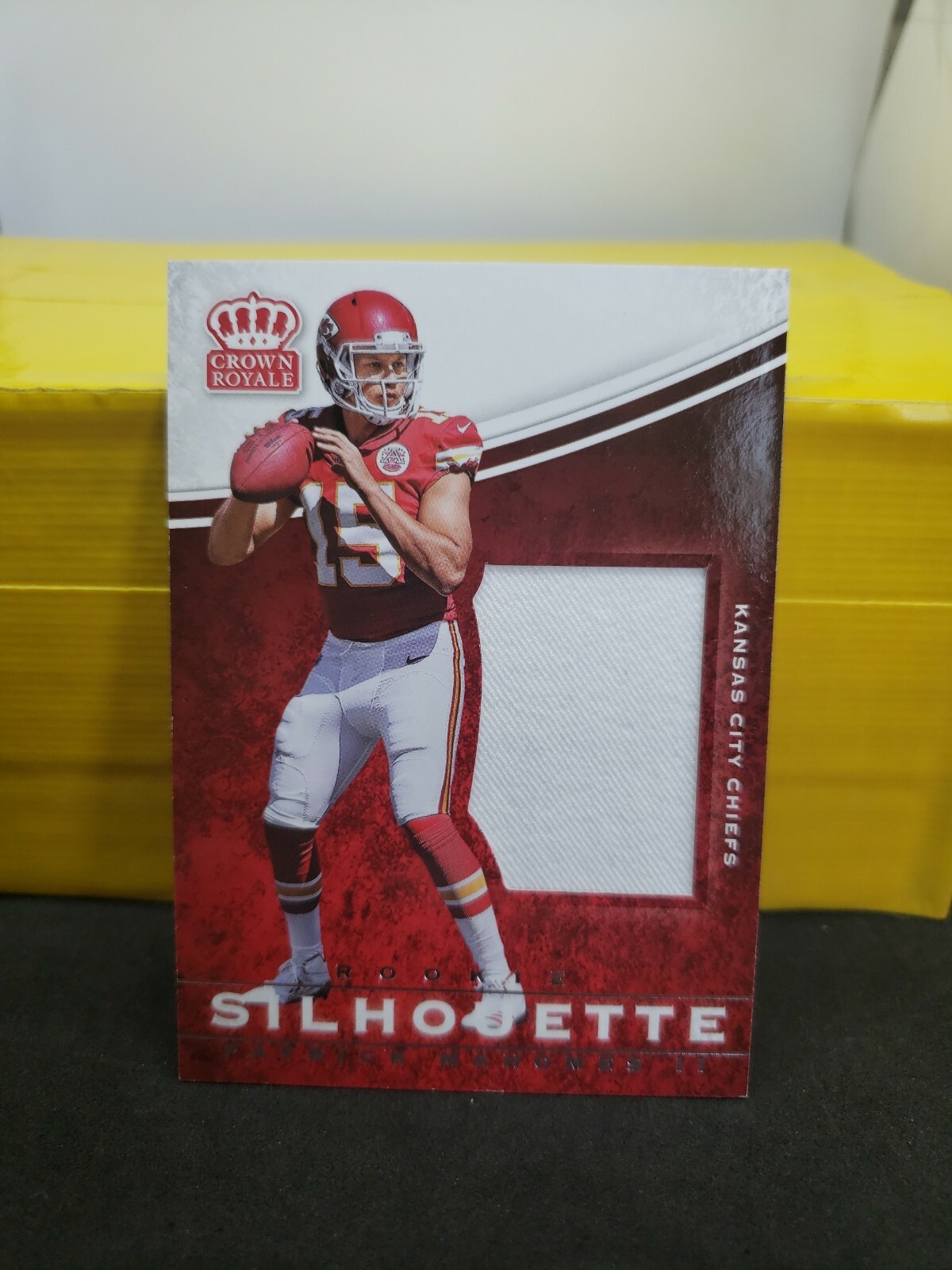 2017 Patrick Mahomes Crown Royale Silhouette RC ROOKIE Patch CHIEFS