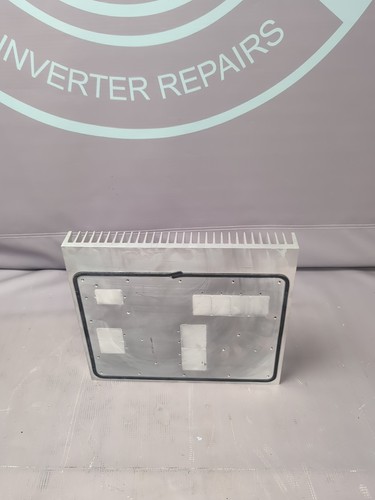 Mittlerer Aluminium Kühlkörper - 300 x 260 x 37 mm ca. 3 kg Amateurfunk Projekt / Verstärker - Bild 4 von 4