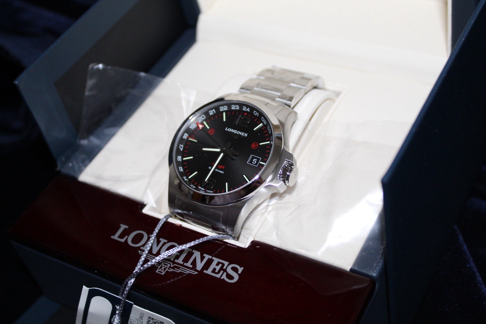 Quartz 43mm Dial V.H.P. Longines Conquest GMT L3.728.4.56.6 Black Steel Watch - vintagewatches.pk