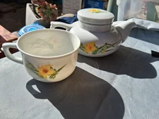 Vtg. Toscany collection japan fine china teapot/cup 3 piece set yellow floral