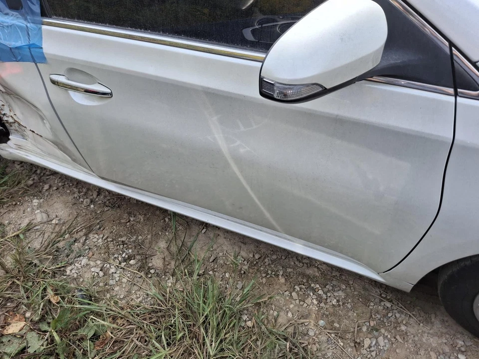 Alternador usado se adapta a: Toyota Avalon 2014 130 amperios grado A Foto 4 de 4