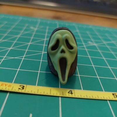 Neca Ultimate Ghostface Action Figure Head Scream