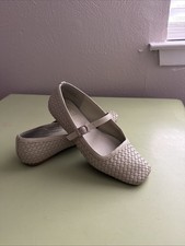 Vince Camuto Green Women’s Flats Size 6M Slip On Shoes Leather