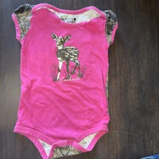 Carhartt Mossy Oak 24m Girls Bodysuit One Piece Bodysuit