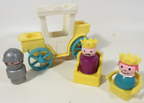 VTG Fisher Price Little People Lot Castle King Princess Knight w/ Carriage