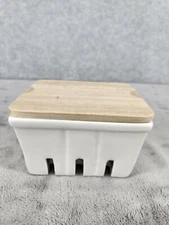 IQ Accessories Porcelain Food Storage With Wood Cover White 3x4x5