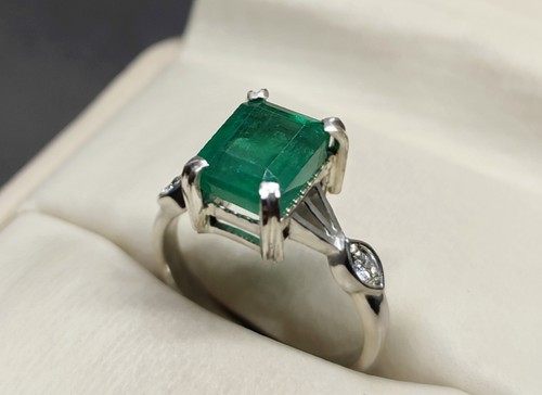 Natural Rich Green Emerald Sterling Silver 925 Handmade Women Anniversary Ring - Picture 4 of 12