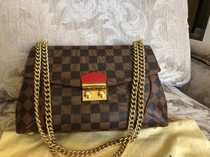 louis vuitton clutch strap