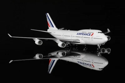 SQ Wings Boeing 747-400 Air France F-GITH 1:200 Modellflugzeug - Bild 1 von 4