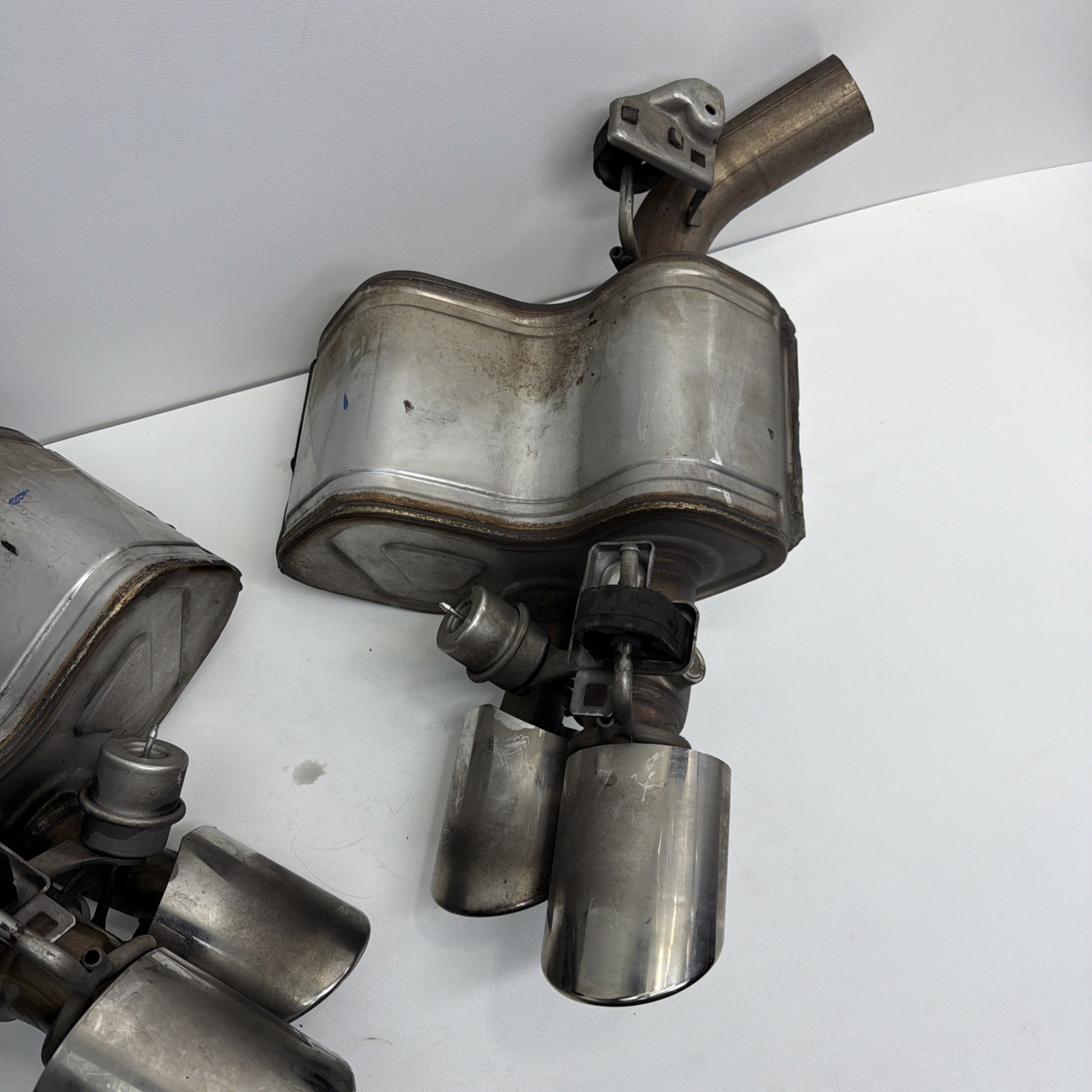 🟢2014 - 2021 Maserati Ghibli Rear Right & Left Exhaust Muffler Tip OEM🟢