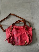 Sac à main et bandoulière