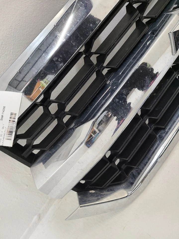 2016- 2019 CHEVROLET SILVERADO 1500 PICKUP Grille Classic Style Chrome Surround - Imagem 3 de 4