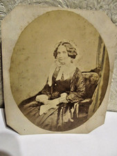 Fotografie oval 16 x 15 cm Franziska von Neumann CDV /Kabinett-Foto 1860er