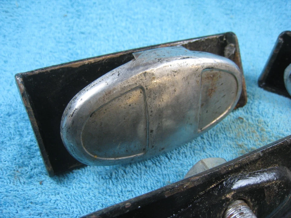 Lote de abrazaderas de parachoques y soportes de montaje Ford modelo A 30 31 piezas Foto 2 de 4