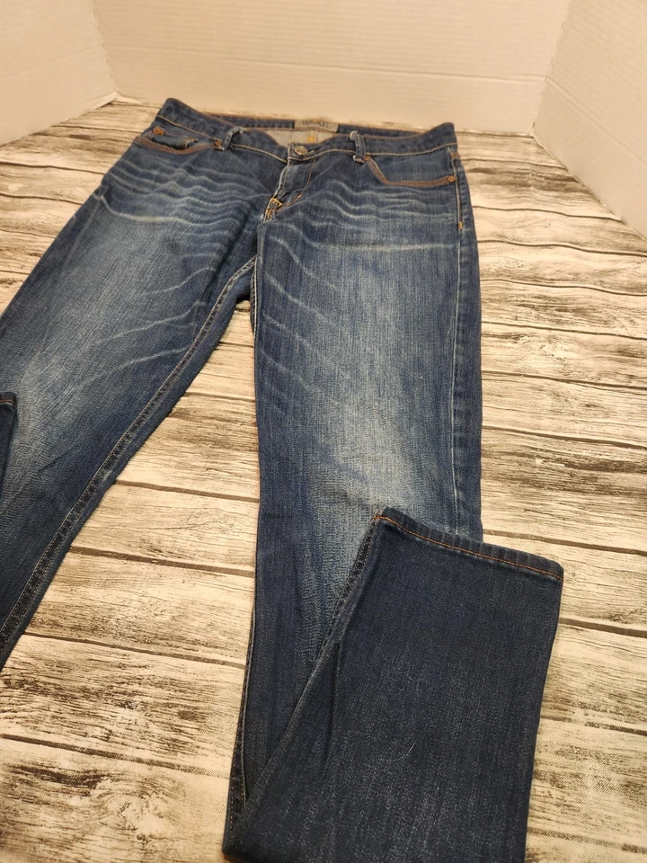 Jean recto WeSC Mandy 5 bolsillos talla 28 X 32 Foto 2 de 4