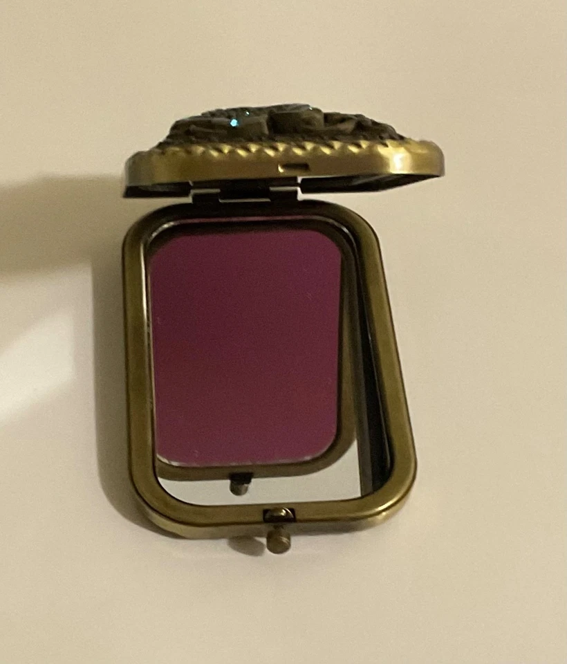 Retro handheld rectangle compact mirror, flower & butterfly design,  gift. M-7 - Image 2 of 4