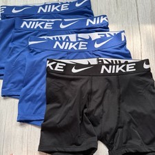 New Boy's NIKE Set Of 4 Boxer Brief Size M