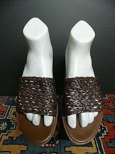 Women's Cole Haan Country Brown Woven Leather Kitten Heel Sandal Sz. 10B MINTY - Picture 2 of 11
