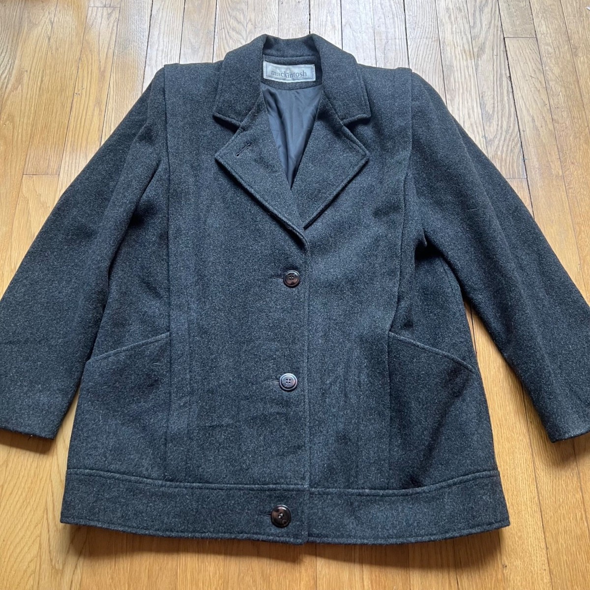 Authentic Mackintosh Vintage Size 12 Black Single Breasted