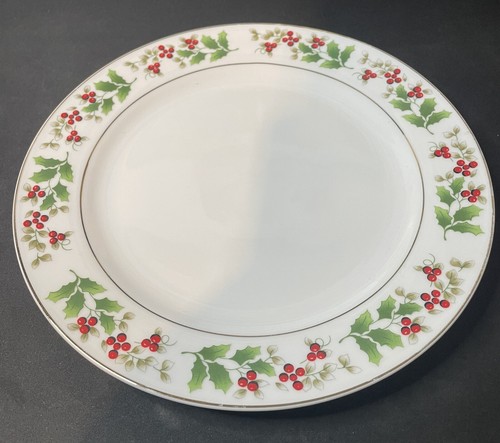 Royal Norfolk - RNF15 Christmas Holly Berry Dinner Plate with Gold Edging x1 - Picture 2 of 4