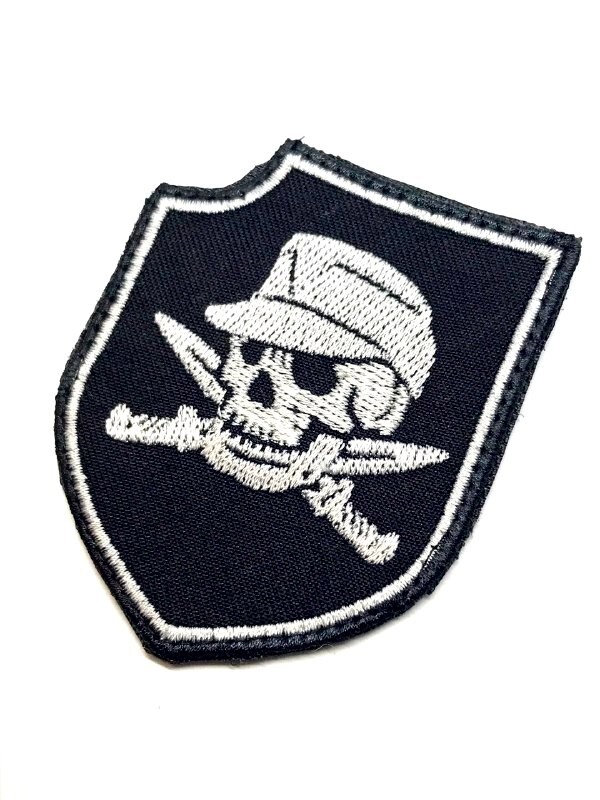 Embroidered patch German army skull WWII 