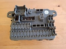 MGF Mk1 Under Bonnet Fuse Box YQE101971