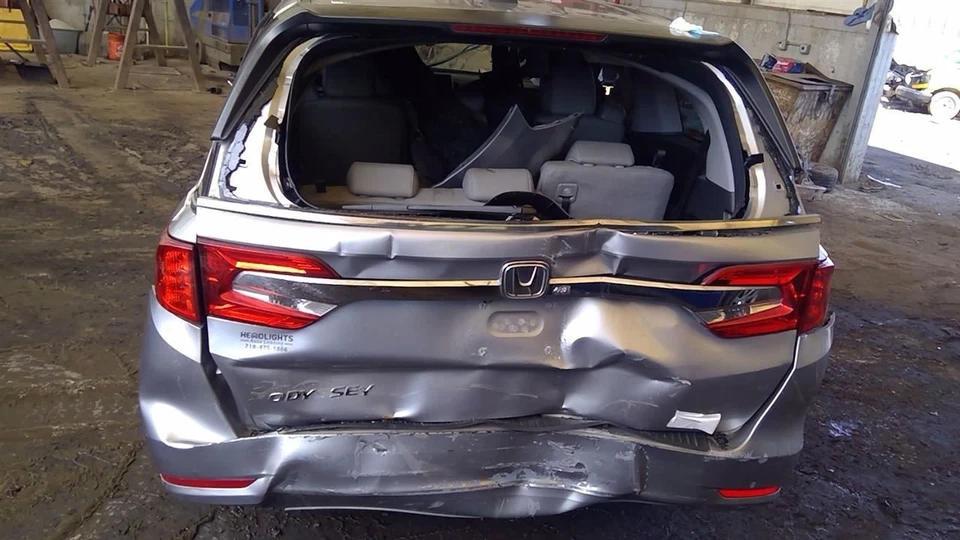 Radiator Fits 18-25 ODYSSEY 6548779 - Image 3 of 4