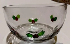 Beautiful Artland HOLLY DAYS Fused Glass 6 Inch Bowl EUC Clear Red Green