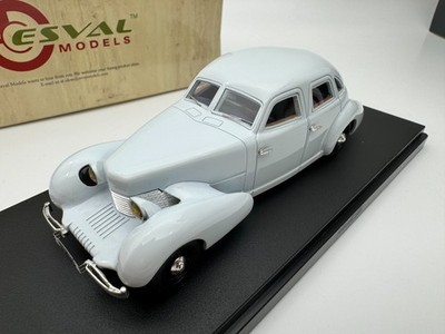 Duesenberg Sedan ESVAL 1/43 By A.H. Walker Open Lights 1934 #88