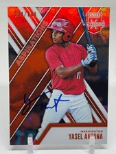 2017 Panini Elite Extra Edition Yasel Antuna #123 Status Red Die-Cut /100 SIGNED