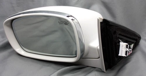 OEM Left Driver Side Exterior Mirror For 2011-2013 Hyundai Equus 87610-3N010