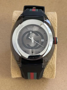 Montre bracelet GUCCI du Japon