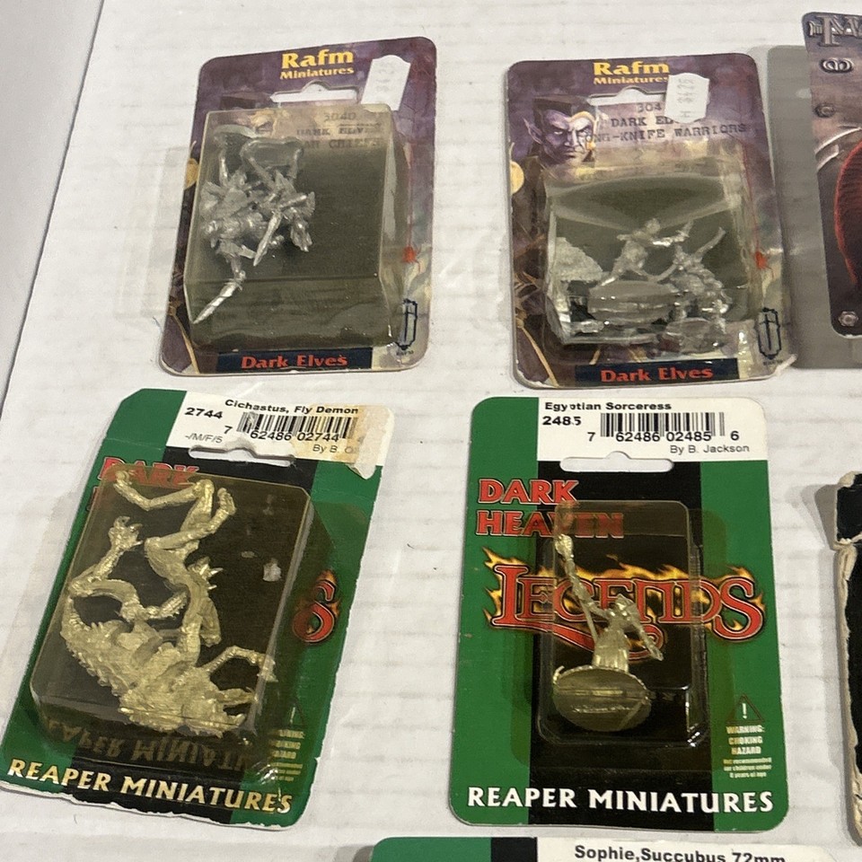 Reaper Mini Reaper Miniatures Bulk Lot 10 Unpainted Dark Heaven Legends Figures NEW ...