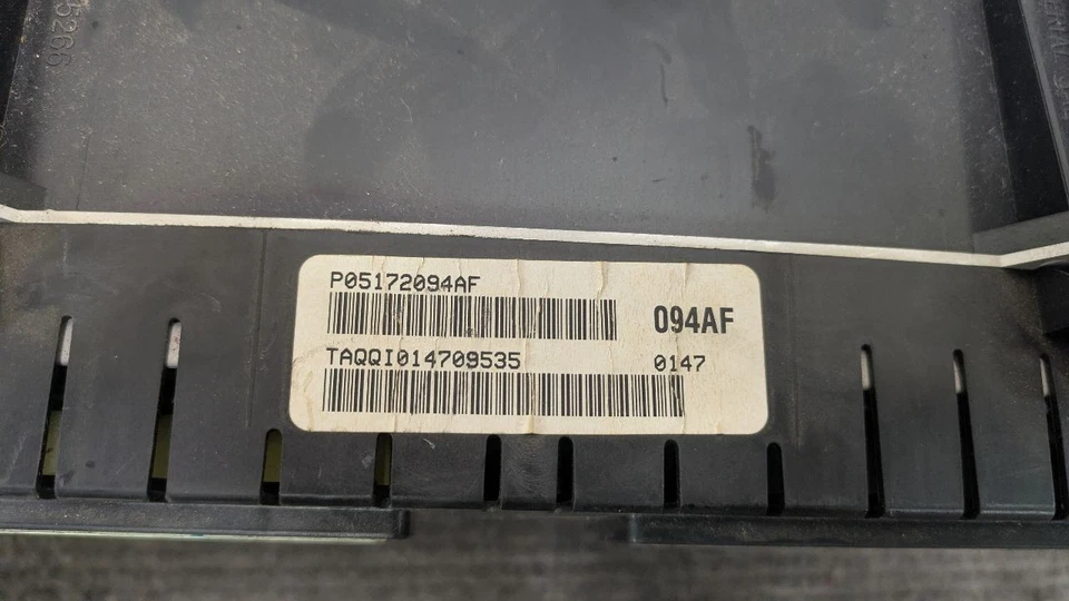 2007 ram 2500 3500 6.7 Diesel speedometer cluster Power locks - Image 3 of 3