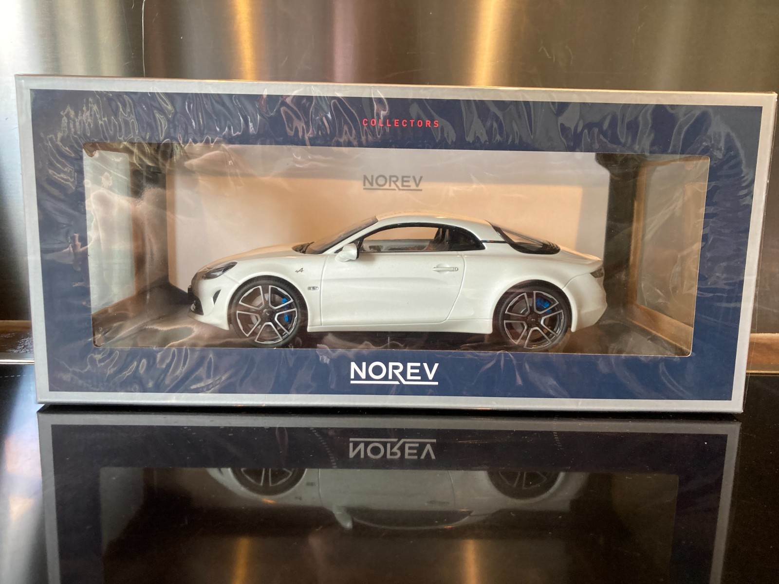 Voiture miniature Alpine A110 Première Édition 2017 blanche Norev 1/18