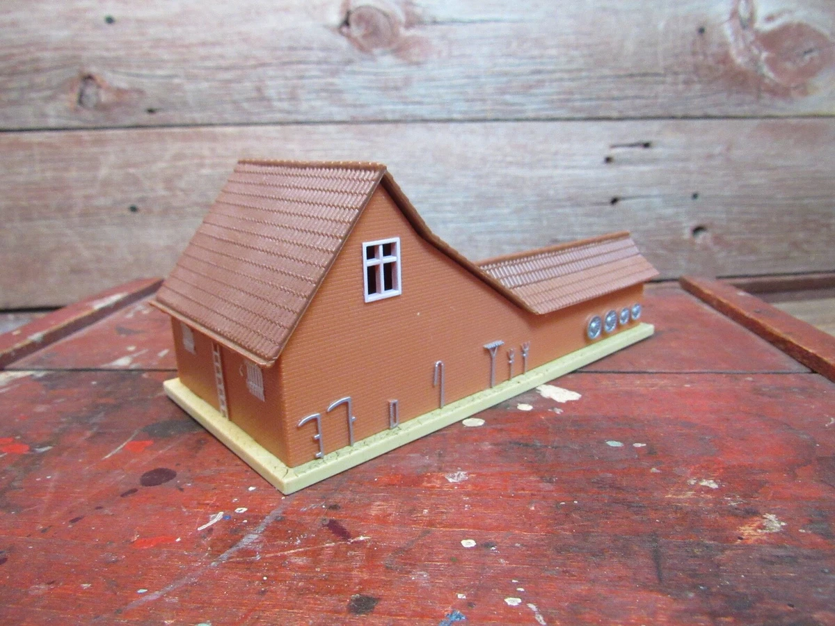 Pre built cheap ho scale buildings