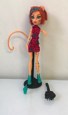 Monster High Doll Freaky Field Trip Toralei With Doll Stand & Hair Brush Mattel