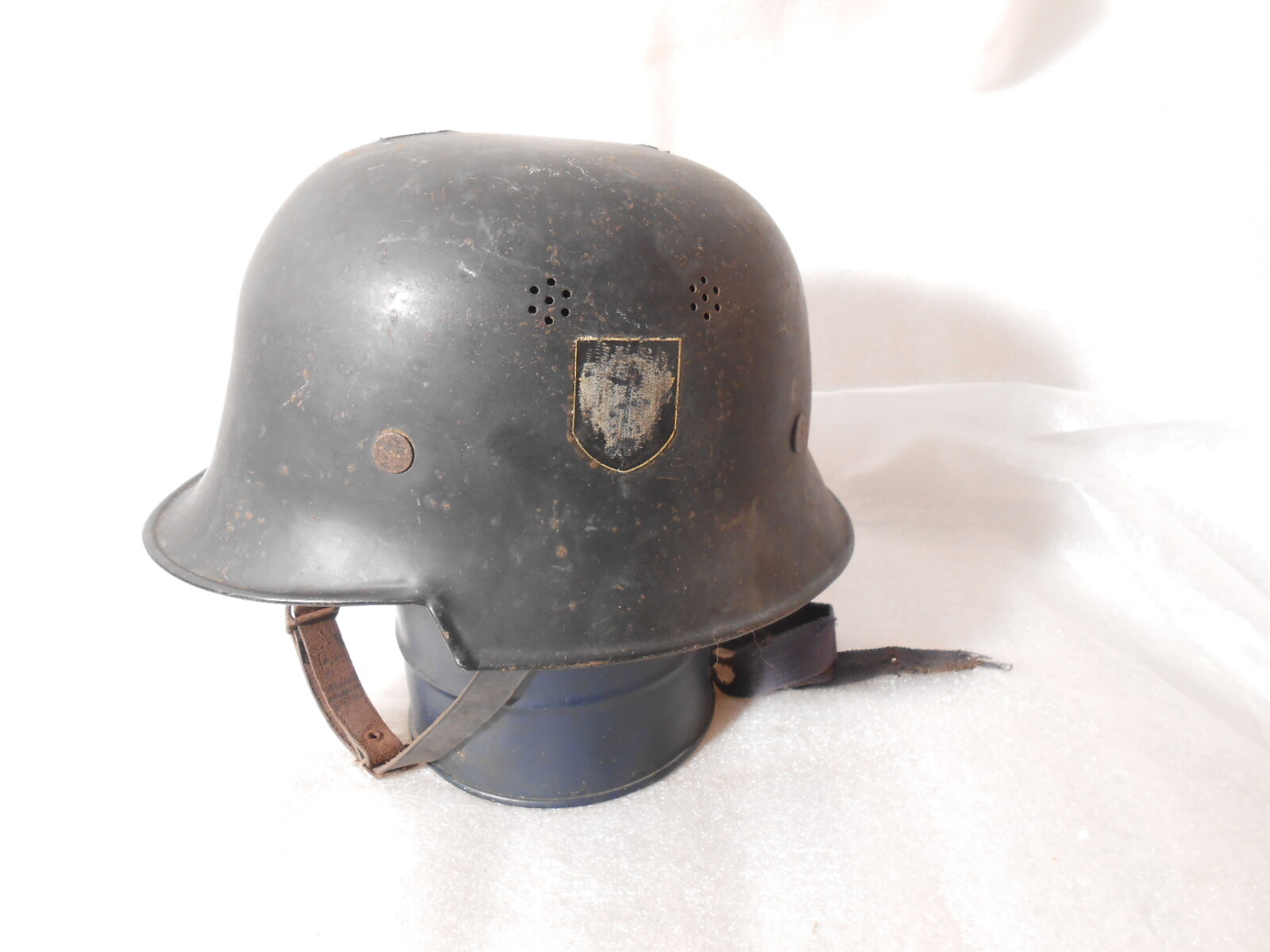 CASQUE ALLEMAND WW2 M34 Police ou Pompiers German Helmet EUR 230,00 - FR