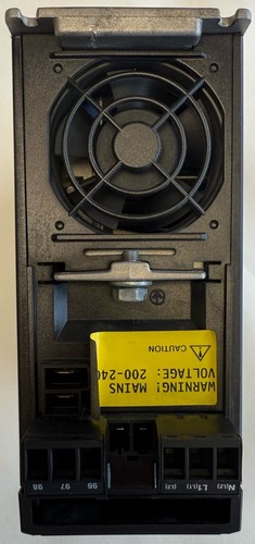 Danfoss Frequenzumrichter VLT2800 / 0.9 kVA 195N1003 VLT2803PS2B20STR1DBF00A00 - Picture 9 of 11