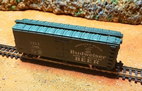 Escala N: Vintage Con-Cor Budweiser Box Car #1800, Modelo Tren Ferrocarril - NiB | Zustand: New