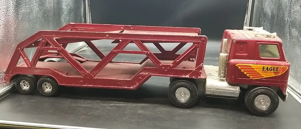 Remolque semi y carros Ertl International Cabover acero prensado de colección Foto 4 de 4