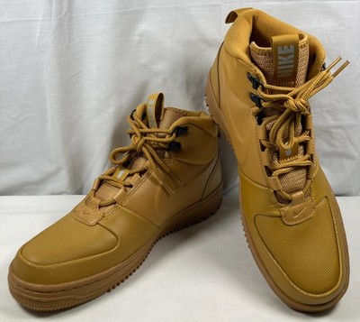 NWB Men's Nike Path Winter Shoe