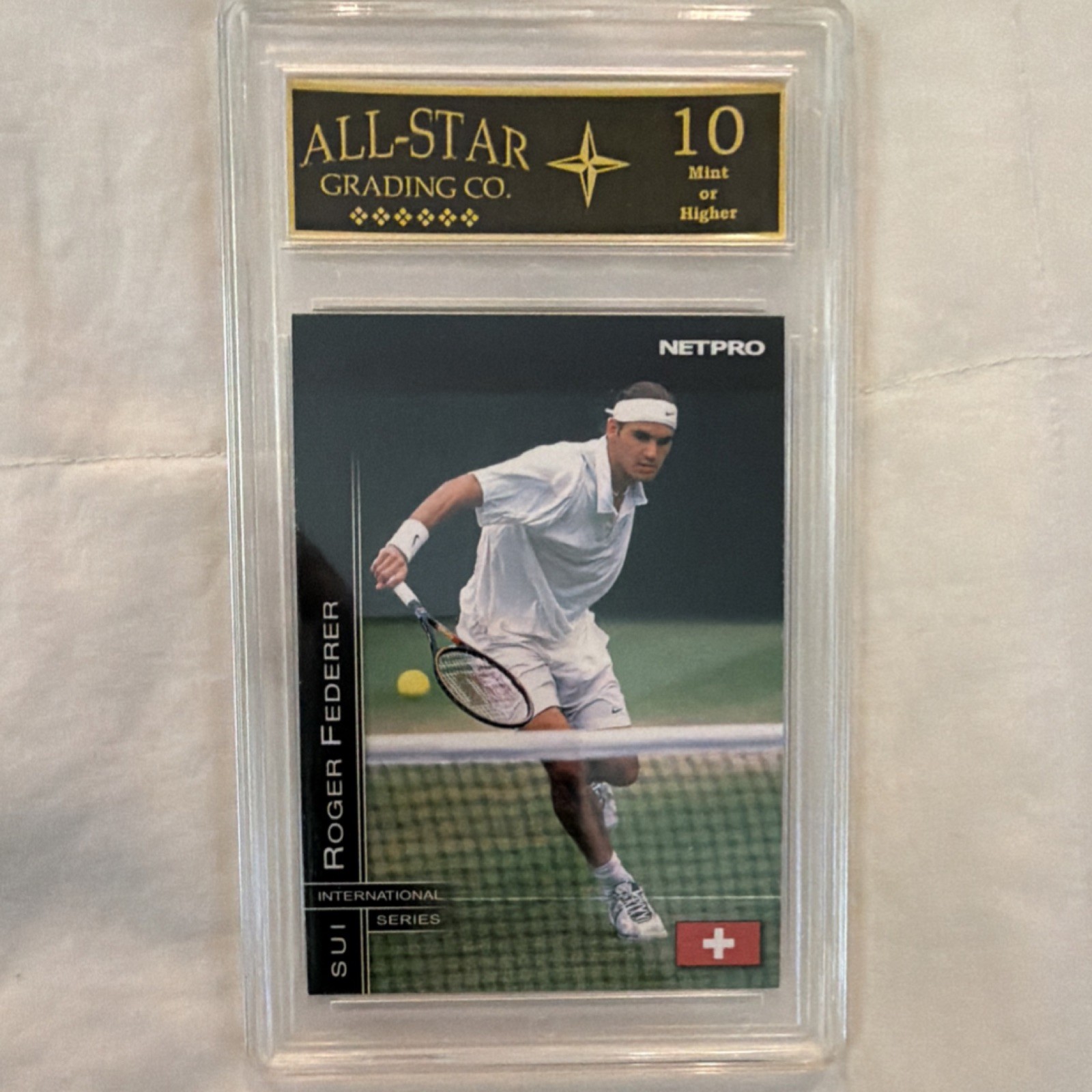 Roger Federer 2003 NetPro #11 Base Price Guide - Sports Card Investor