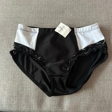 NWT Frederick s Of Hollywood Vintage Satin Lace Panties Size Small